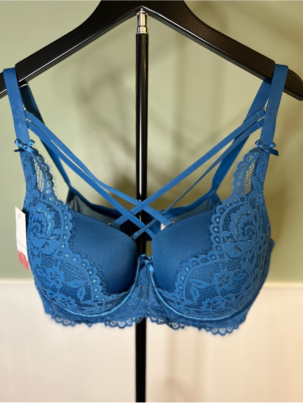 Cacique Blue Lace Push Up Underwire Bra w/ removable accent straps Size 40DD